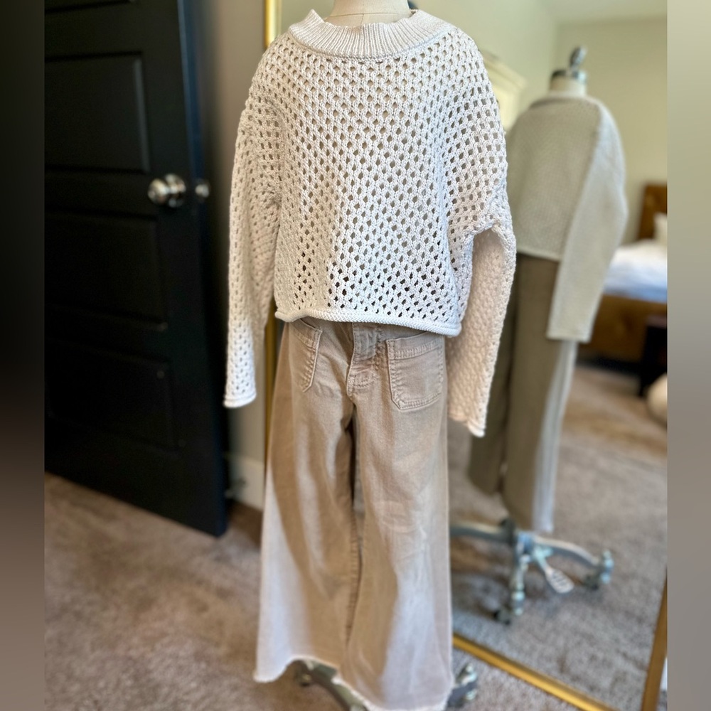 Zara Girls 3-Piece Neutral Outfit Size 8/9 Bundle Sweater Jeans Shorts - Picture 4 of 11